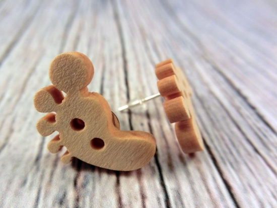 Preview: Fuss Knopf Ohrstecker Holz Natur Button Rustikal